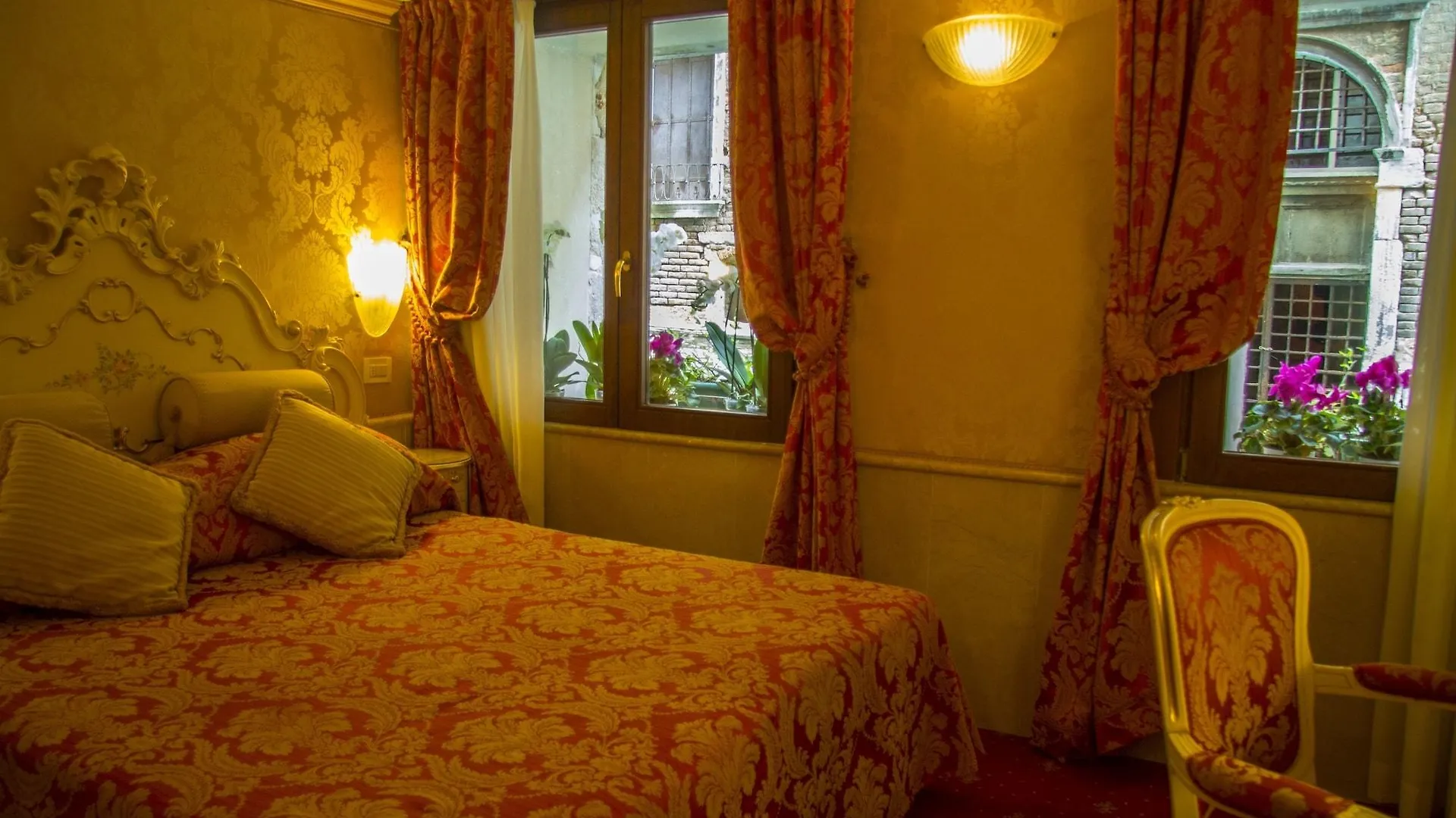Hotel Becher Venetië Italië