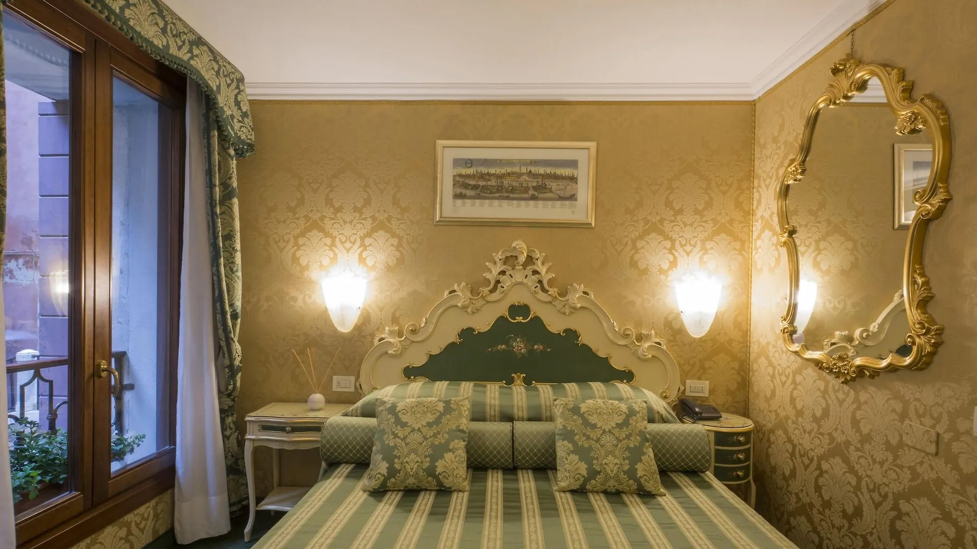 Hotel Becher Venice