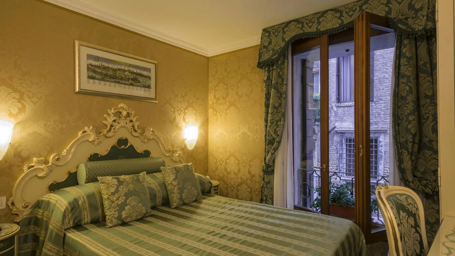 Hotel Becher Venice Italy